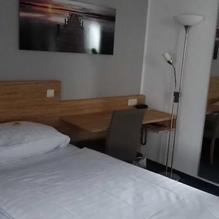 Hotel Mueller 3*